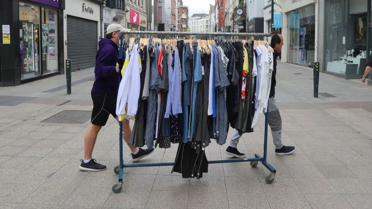 Do high street shops get their clothes from the same places?