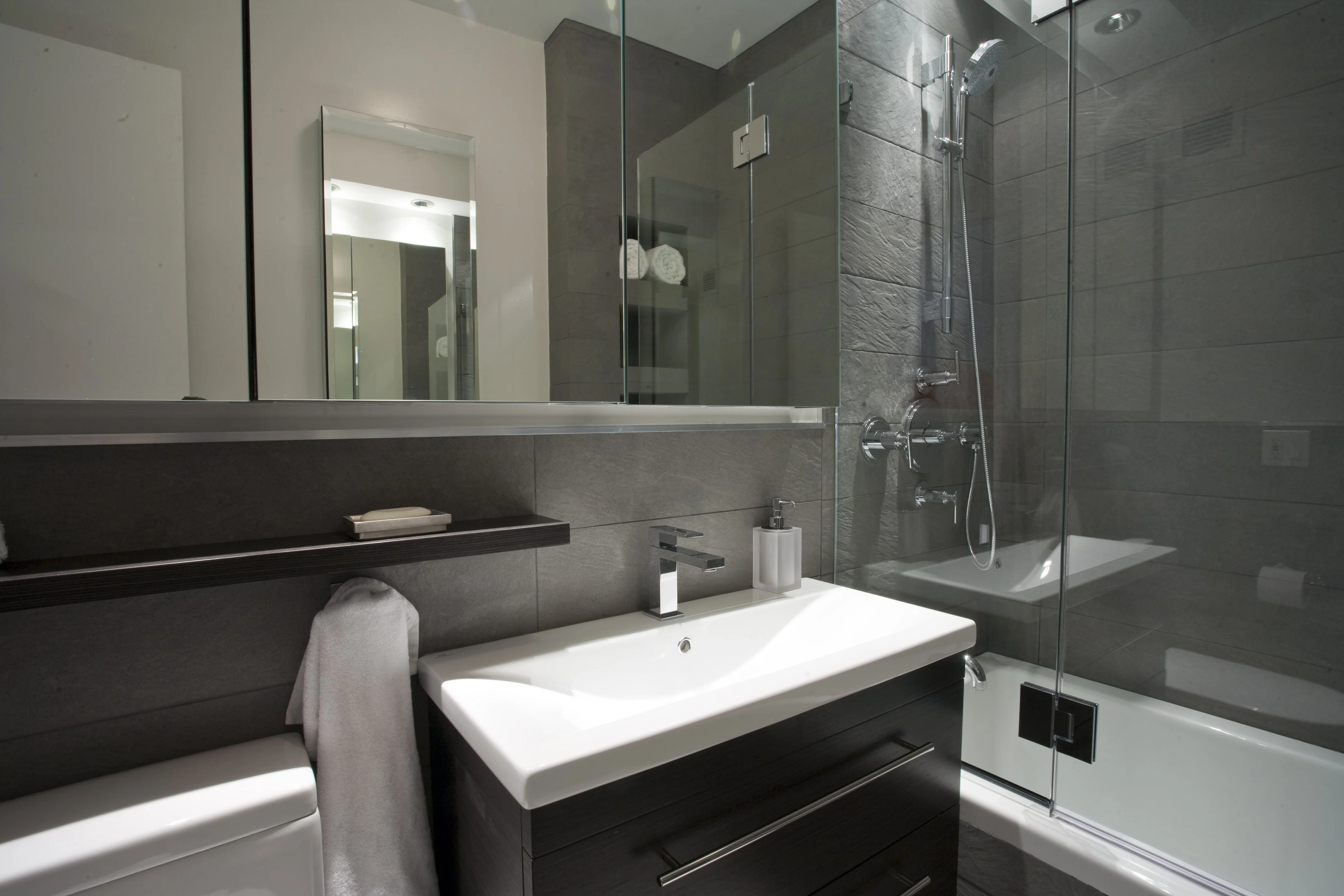 Beautiful Best Bathrooms Designs With Modern Bathrooms With Regard To Gorgeous Amazing Also Impressive Bathroom Design Ideas